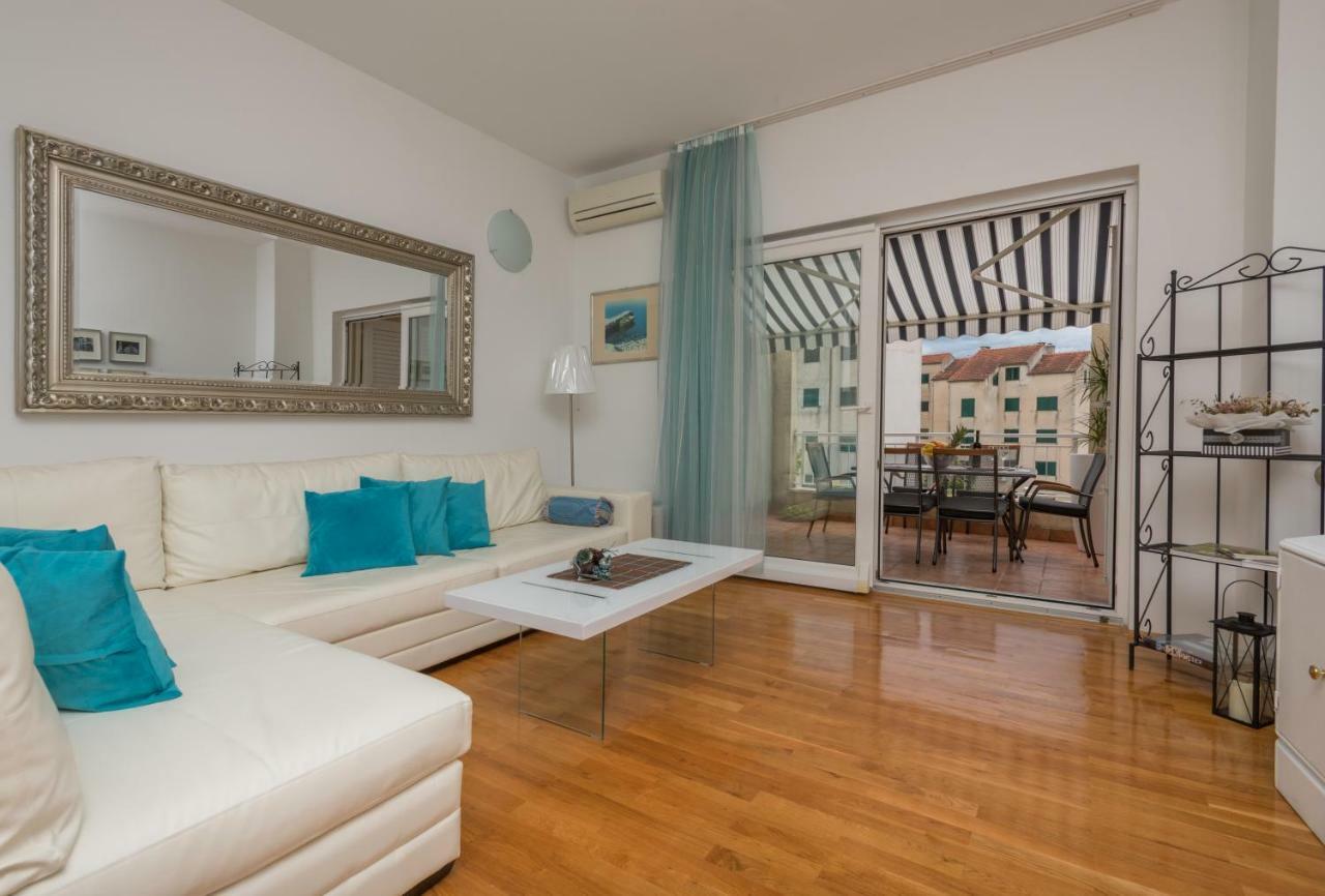 شقة Andor - Lux, Two Beautiful Terraces With Sea & Sunset View ماكارسكا المظهر الخارجي الصورة