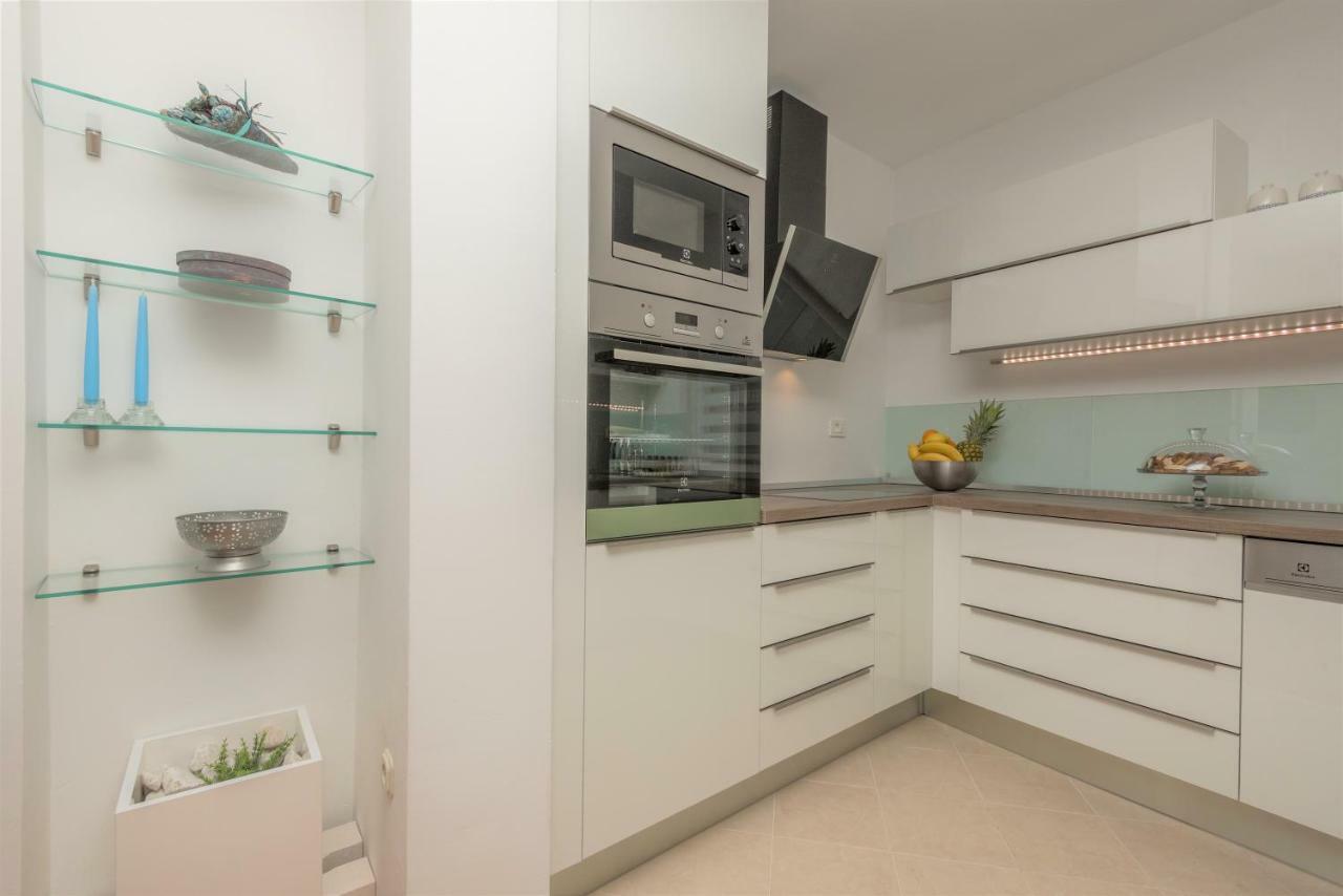 شقة Andor - Lux, Two Beautiful Terraces With Sea & Sunset View ماكارسكا المظهر الخارجي الصورة